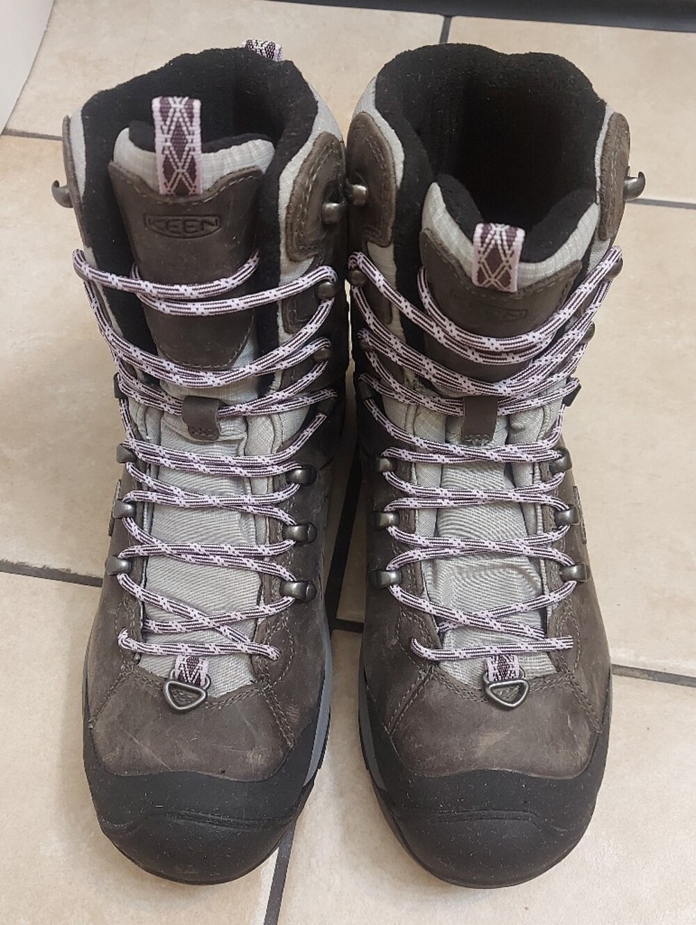 KEEN Women's Brown Waterproof Hiking Boots - Taupe/Pink Laces